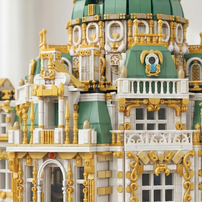 Luxury Palace Building Block Set – Premium Architectural Model for Adults